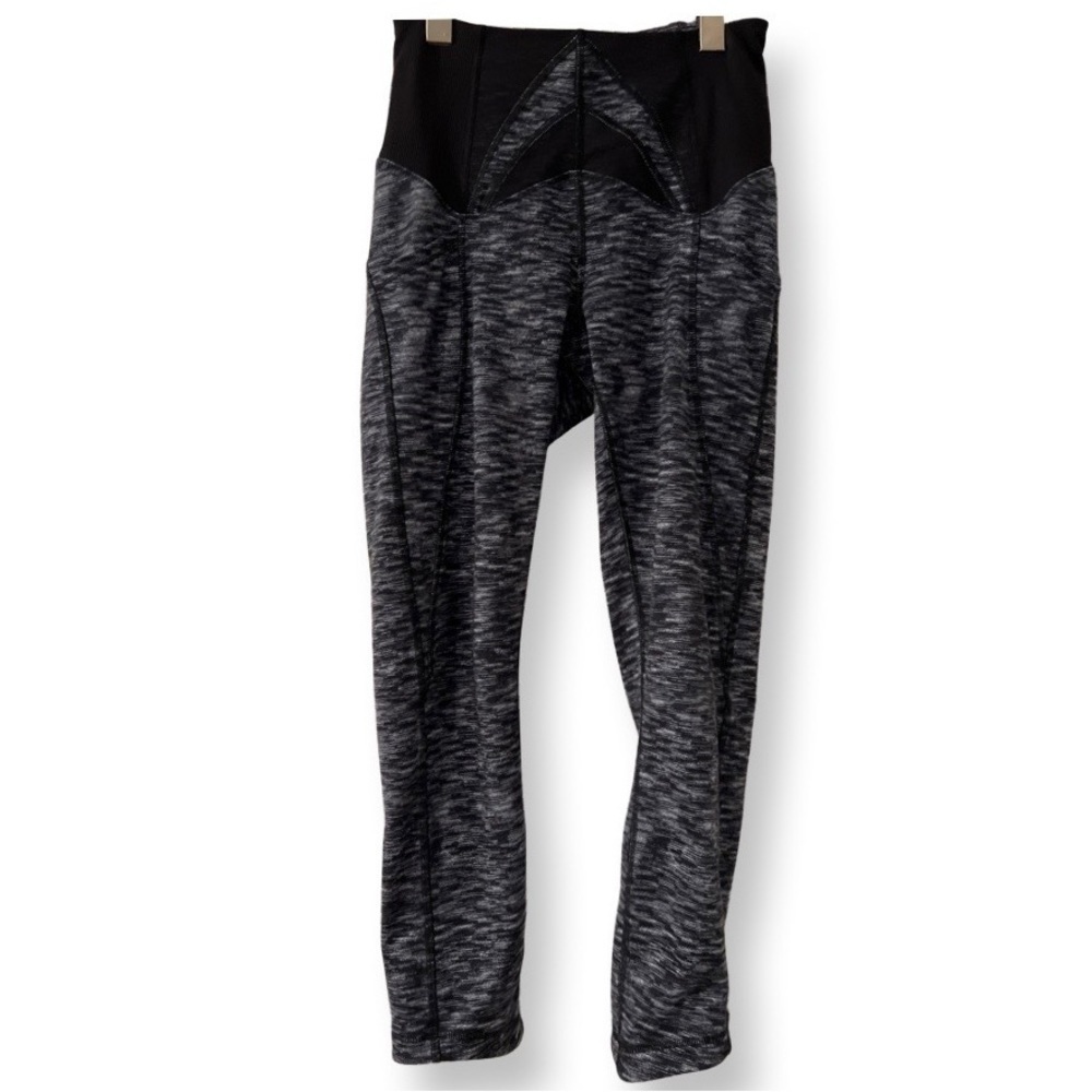 Lululemon exquisite crop dramatic static white black / black - Picture 5 of 14